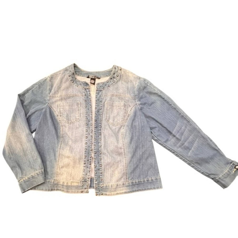 Studded Denim Jacket Open Faded Size 2X Baccini Light Wash Faded Boho Casual EUC